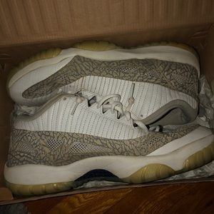 Jordan Retro 11’s